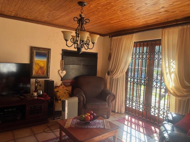 4 Bedroom Property for Sale in Wolmaransstad North West